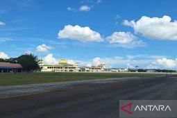 Penerbangan rute Jakarta melalui Bandara SIM masih terdampak erupsi GAK