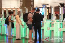 Kantor Imigrasi Ngurah Rai sesuaikan data WNA terdampak erupsi Anak Krakatau