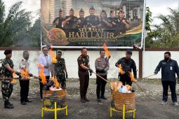 Kejari Mimika musnahkan barang bukti  19 perkara