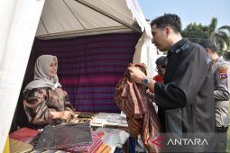 Pemko Sawahlunto memberdayakan keramaian SISSCa menjadi peluang pasar ekraf dan UMKM
