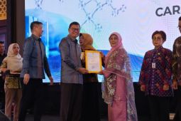 Wakili Sumbar, Bukittinggi raih Penghargaan Nasional CDOB