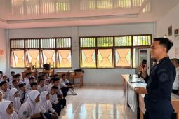 Pelajar Kotamobagu kenal hukum melalui "Rutan Go To School"