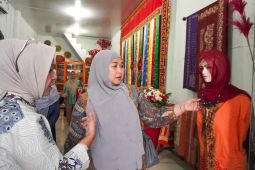 Dekranasda ajak masyarakat Pulau Simeulue cintai produk lokal