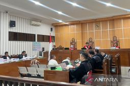 Sidang korupsi lahan transmigrasi Kukar masuki tahap pembuktian