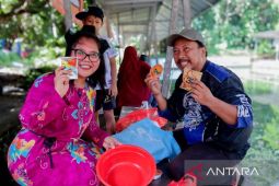 Umpan Djempol bertransformasi dari produksi rumahan
