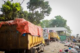 Sebanyak 128 truk sampah milik Pemkot Bogor kembali masuk TPAS Galuga
