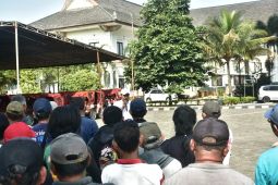 Pemkab Sumedang latih 220 tukang becak listrik bantuan Presiden Prabowo