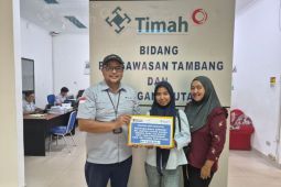 PT Timah bantu biaya pengobatan anak di Belitung
