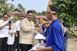 DPRD Padang Pariaman: seragam sekolah gratis sentuh kebutuhan warga