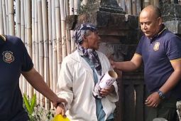Satpol PP Denpasar tertibkan pengamen hingga manusia silver