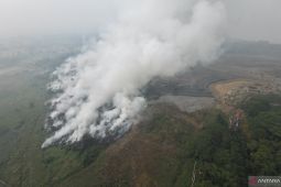 Pemkab Bogor ingatkan bahaya bakar sampah di lahan terbuka