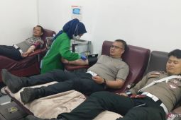 Cabang Disdik Jabar dorong tenaga pendidikan dan siswa SMA/SMK Cianjur rutin donor darah