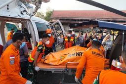 KM Virgo Transport 8 bergeser 1,6 mil laut dalam kondisi terbalik