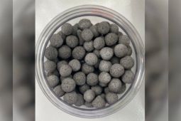 Mahasiswa di Palangkaraya kembangkan kosmetik berbahan arang kayu tumih