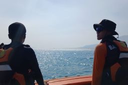 Tim SAR gabungan sebut pencarian jurnalis hilang kontak di Selat Sunda terhalang kabut
