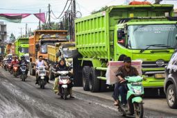 Pemprov Jabar rampungkan perbaikan Jalan Parung Panjang-Bunar sepanjang 15,1 KM