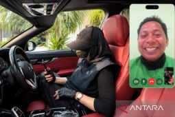 Nona Nego pilih anonim saat berbagi kepada warga