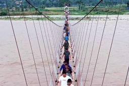 TNI rampungkan pembangunan jembatan gantung perintis di Aceh Tenggara
