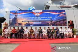 Mengarungi laut, mengantar Rupiah ke pulau terluar Kalbar