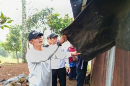 Warga Kabupaten Solok terima bantuan bedah rumah dari Kemensos