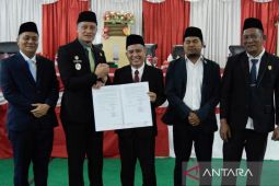 Wabup AFN ikuti rapat paripurna penandatanganan nota kesepakatan perubahan KUA - PPAS di DPRD Palas