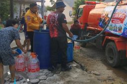 BPBD Pangkalpinang distribusikan 147.100 liter air bersih