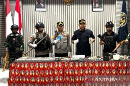 Polisi amankan barang terlarang dari Lapas Nabire