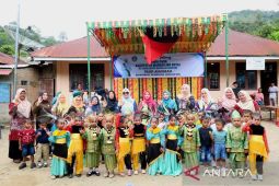Kunjungi PAUD Anugrah, Bunda PAUD Madina soroti pentingnya peran ayah