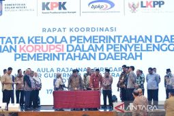 Rakor bersama KPK, Bupati dan Ketua DPRD Madina teken komitmen cegah korupsi