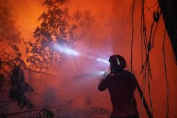 Personel gabungan dan helikopter water bombing perkuat penanganan karhutla HLG Londerang
