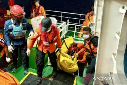 Basarnas temukan lagi tiga jasad korban kecelakaan KM Virgo