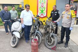 Polres Kotim ungkap komplotan pencuri yang beraksi di 16 TKP