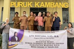 Reses di dua kecamatan, Anggota DPRD Murung Raya tampung berbagai aspirasi