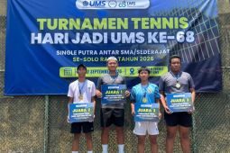 Turnamen Tenis HUT ke-68 UMS, SMA ABBS Surakarta raih gelar juara