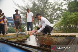 Pemkot Pontianak pasok 5 juta liter air tawar penuhi kebutuhan warga