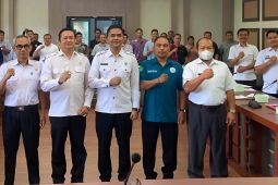 Sekadau salurkan hibah keagamaan kepada 19 penerima