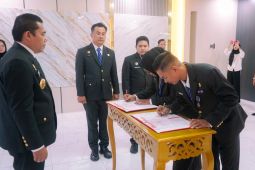 Lantik JFT, Kakanwil Kemenkum Malut tegaskan urgensi kerja sama dalam pemberian bantuan hukum