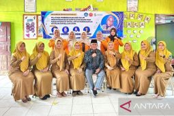 Dosen PGSD FKIP UNJA latih guru SD di Batang Hari manfaatkan AI susun RPM Murikulum Merdeka