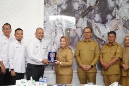 Plt. Bupati Tiorita dorong PLN percepat layanan listrik Langkat