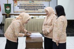 Estafet kepemimpinan DWP Kotim berlanjut