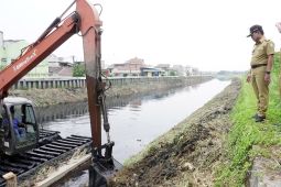 Antisipasi bencana hidrometeorologi, Tangerang normalisasi sungai