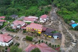 BMKG: Hujan lebat, 99 mm dalam semalam picu banjir bandang di Solok