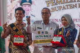 Pasangan Agri Dovisio-Nurul Rahmaniah terpilih jadi Duta Baca HST 2026
