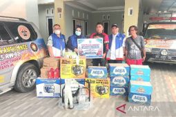 Hiswana Migas Sampit serahkan 12 mesin pompa air bantu penanganan karhutla