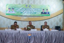 Rapat evaluasi, Bupati Sarolangun ingatkan tim dokter maju harus cepat tanggap