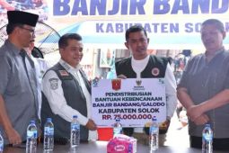 Pemkab Agam bantu korban banjir bandang Solok