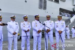 TNI AL harap kapal induk dilengkapi pesawat yang bisa take of vertikal