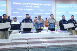 Polda Jatim ungkap penipuan investasi kripto rugikan Rp12,9 miliar