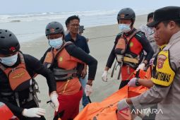 Basarnas Bengkulu evakuasi mayat tanpa identitas  di Mukomuko