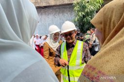Mendikdasmen Abdul Mu'ti: Guru PPPK Paruh Waktu bakal diangkat penuh waktu di 2027 tanpa tes